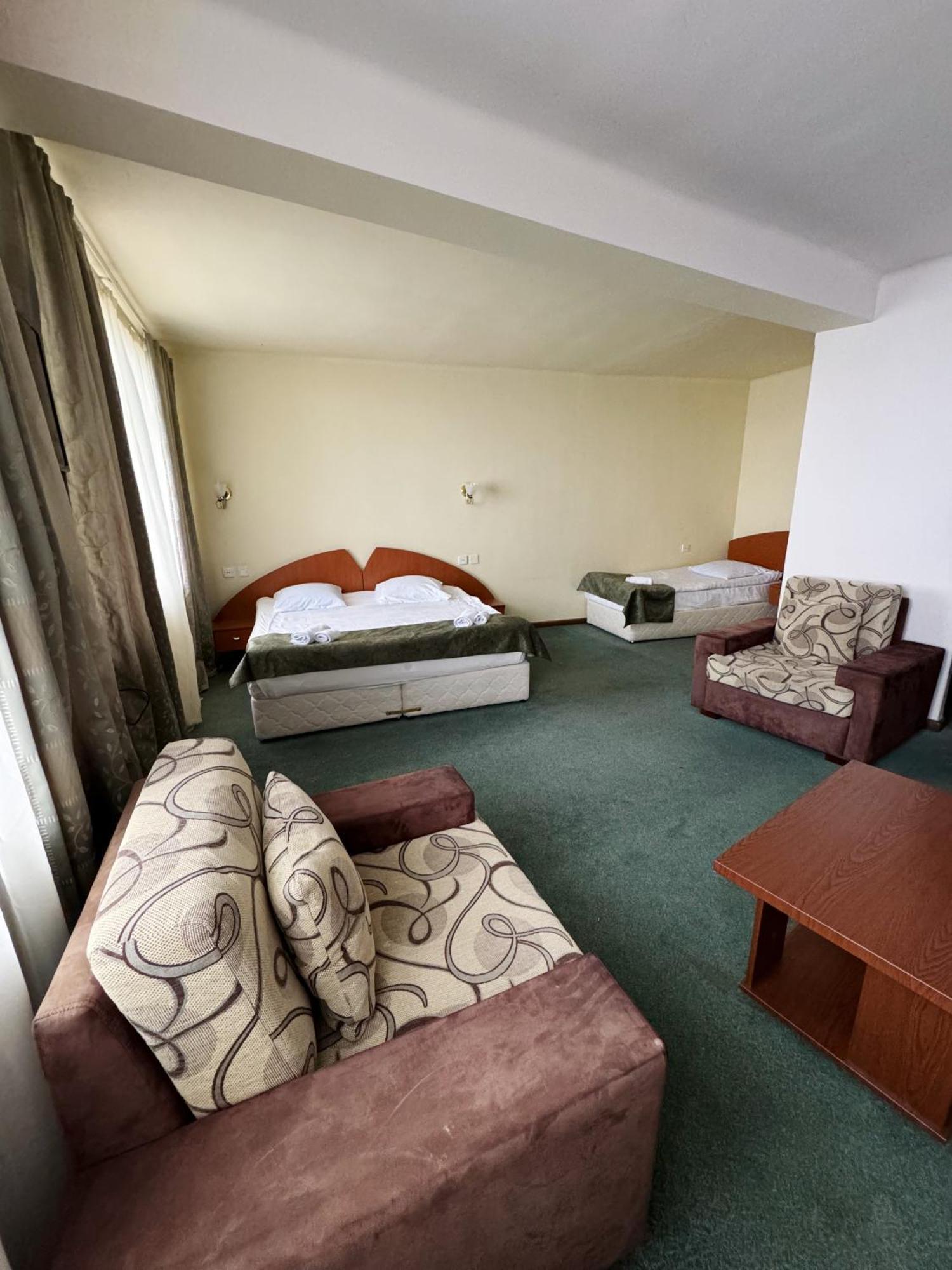 Blue Sevan Hotel 外观 照片